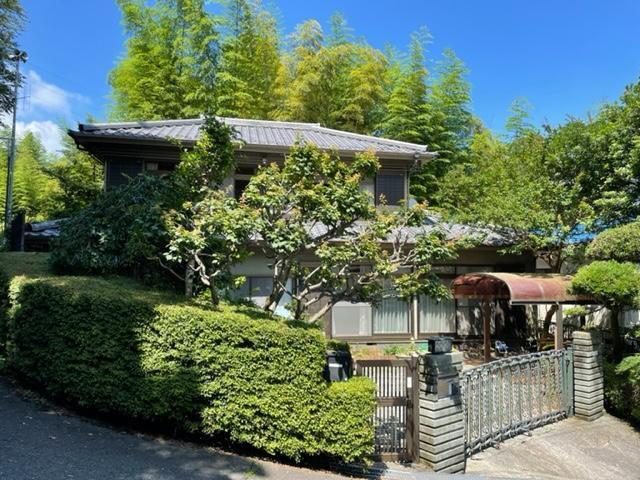Atami akiya property