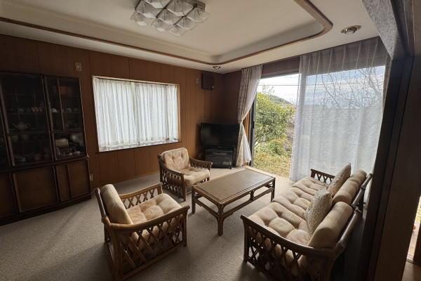 Atami akiya property