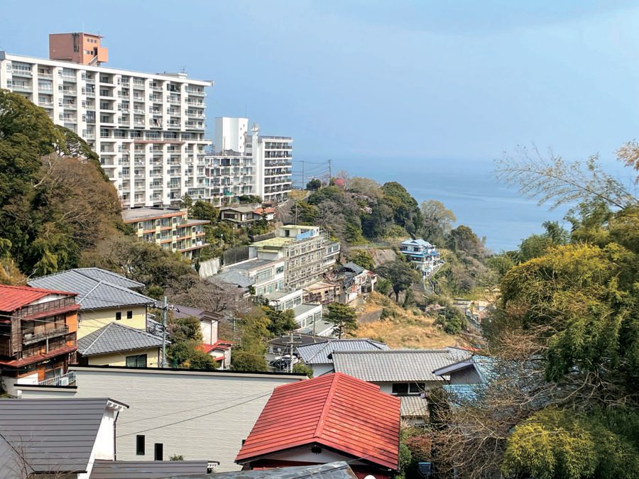 Atami akiya property