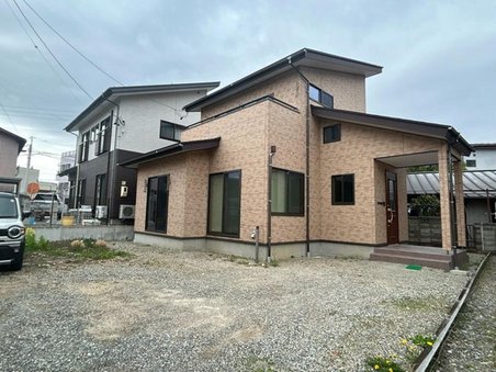 Matsumoto Asama Onsen 3LDK — Kachitas Reno, 2015-Built, 2-Car, ¥21.99M