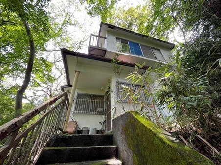 Hakone Akiya: 433m² Land, 2LDK Fixer-Upper Near Hakone-Yumoto