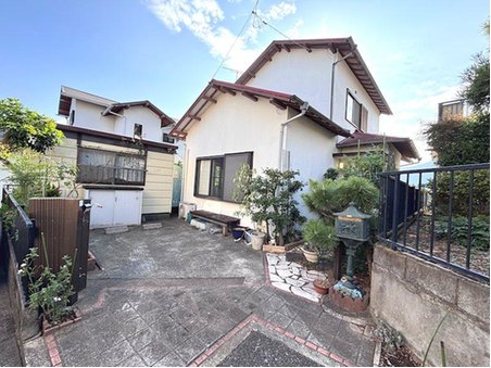 Yugawara 3LDK Akiya — ¥14.8M, Manazuru Station, 18 min walk